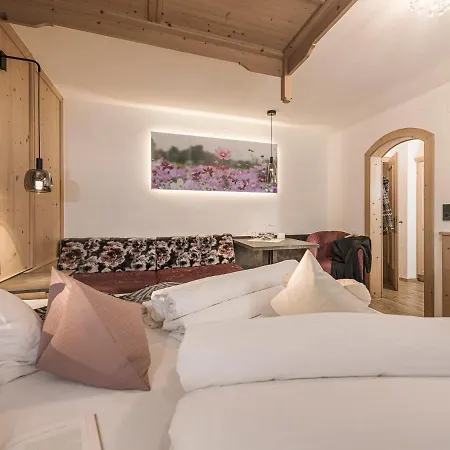 Gasthuis Gaestehaus Oblasser 2*