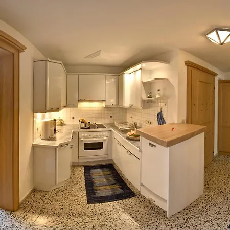 Gaestehaus Oblasser Πανσιόν
