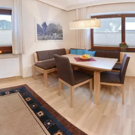Gaestehaus Oblasser Πανσιόν 2*